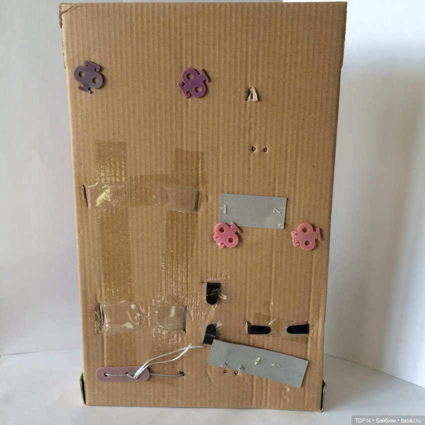 Распаковка (обзор) куклы "Зомбия" из серии "Сумерки" от Simba (фото 2)