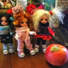 Малыши бывают разные! Чёрные, белые красные