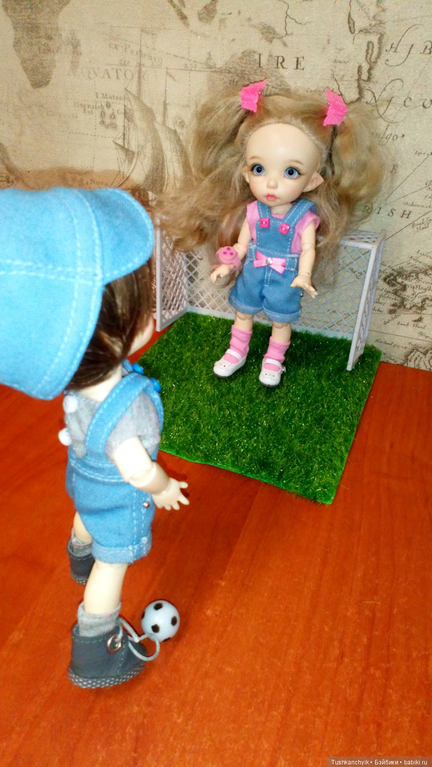 Каролинка и Марик. Кто у нас тут футболист (фото 5)