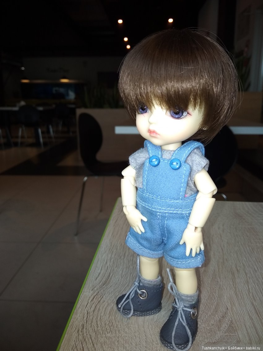 Каролинка и Марик. Настоящее кафе