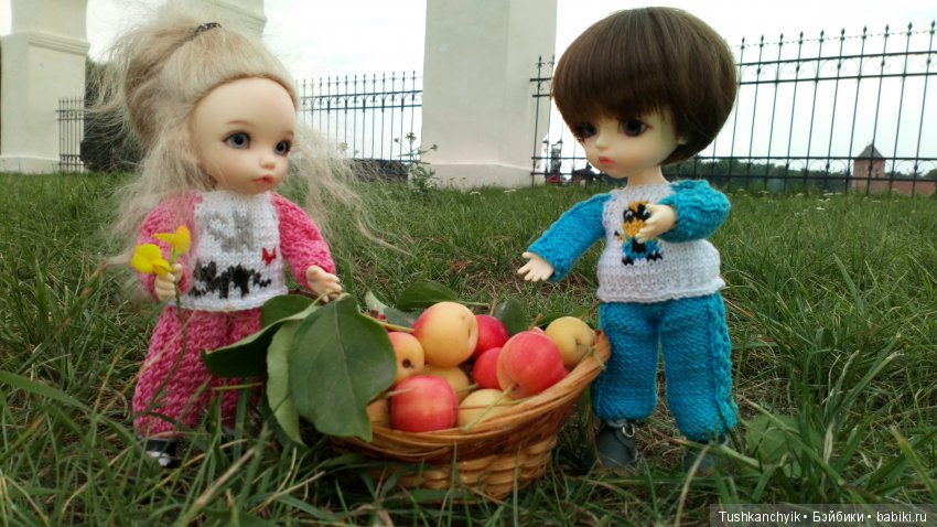 Каролинка и Марик. Урожай. Яблоки