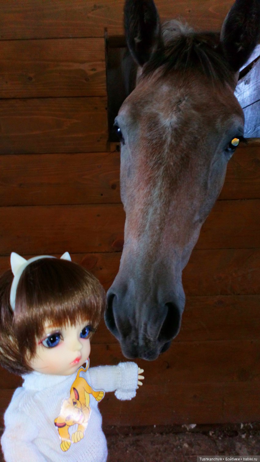 Каролинка и Марик. В гости к лошадкам | Бэйбики Каролинка и Марик. В гости к лошадкам