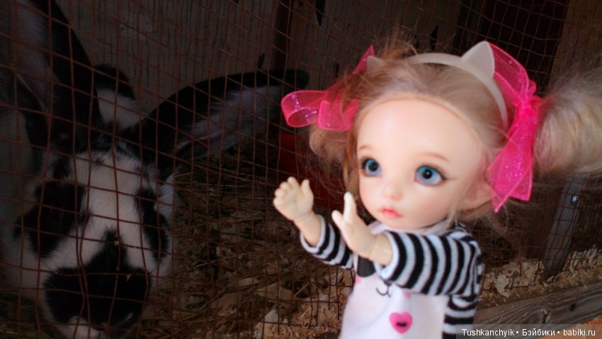 Каролинка и Марик. В гости к лошадкам | Бэйбики Каролинка и Марик. В гости к лошадкам (фото 7)