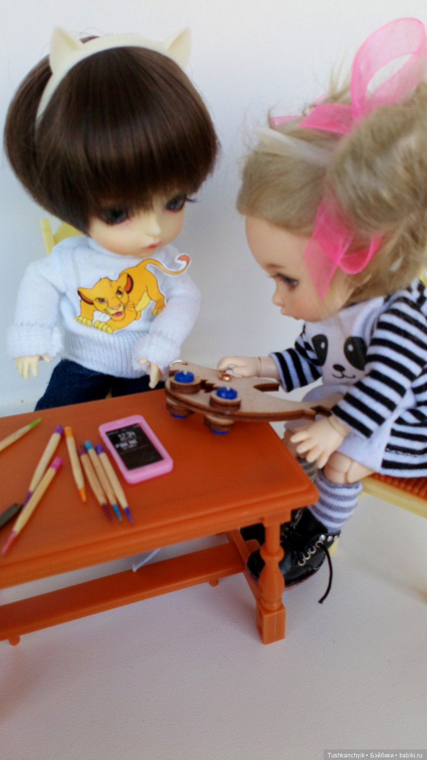 Каролинка и Марик. Малыши в НиНо. Ч. 1. Поезд