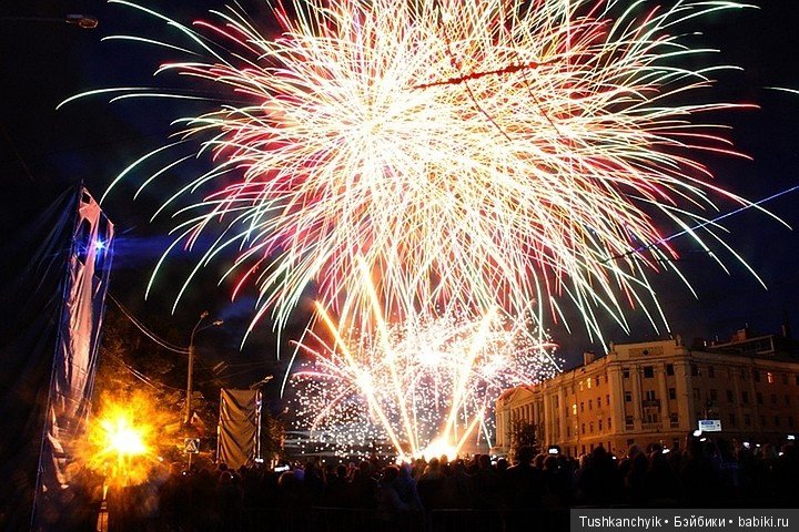 Каролинка и Марик. Малыши в НиНо. Ч. 3. День города (фото 9)