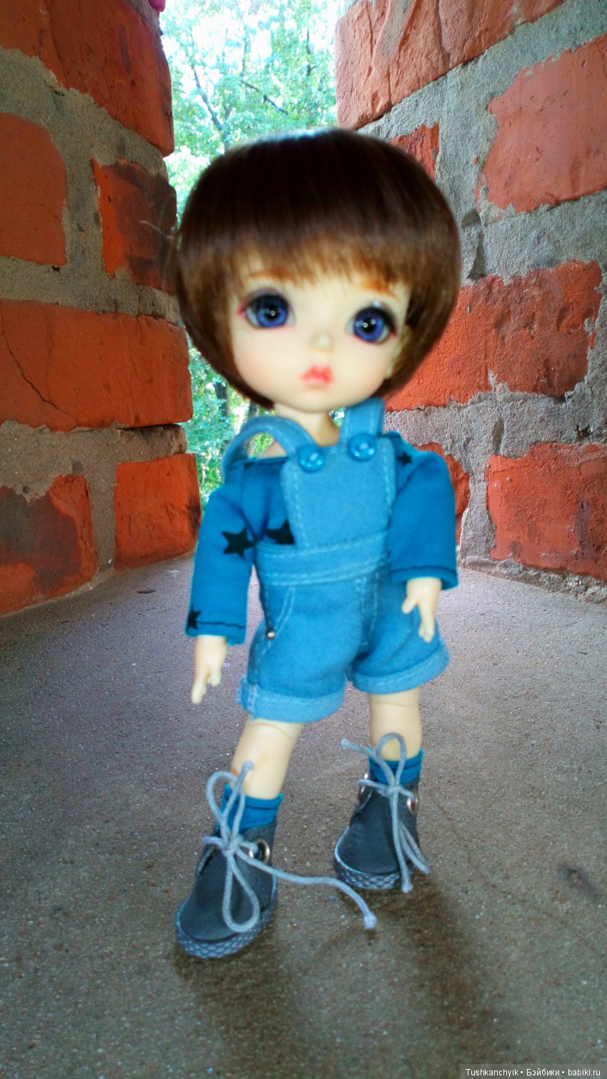 Каролинка и Марик. Малыши в НиНо. Ч. 9. Кремлёвская стена (фото 9)