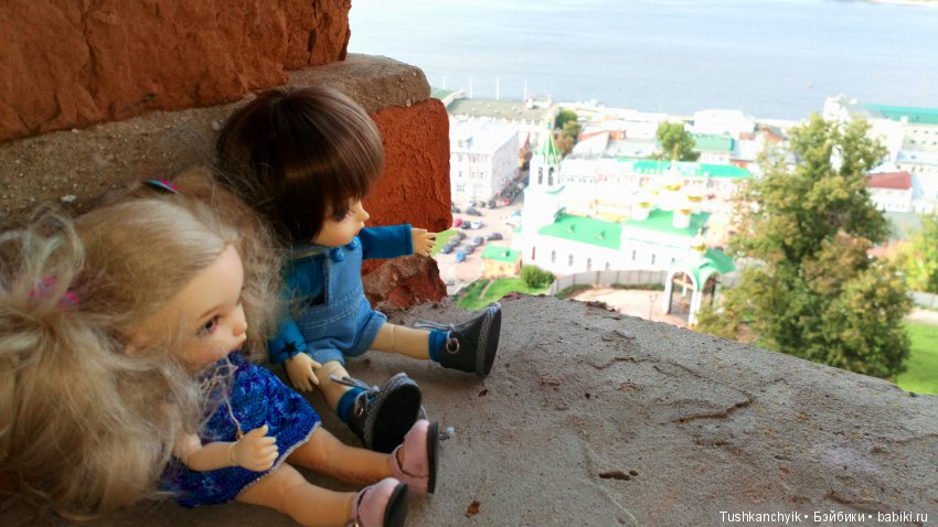 Каролинка и Марик. Малыши в НиНо. Ч. 9. Кремлёвская стена