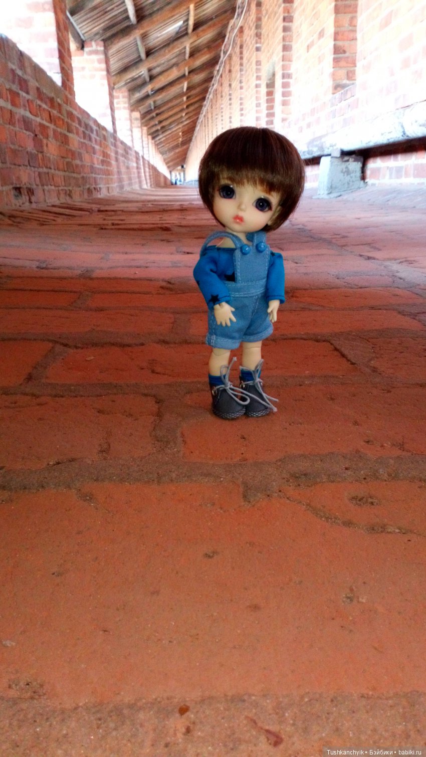 Каролинка и Марик. Малыши в НиНо. Ч. 9. Кремлёвская стена