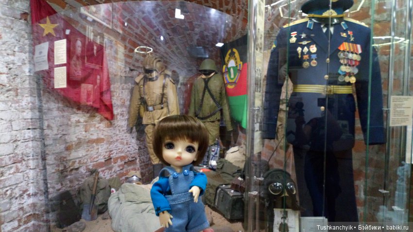 Каролинка и Марик. Малыши в НиНо. Ч. 9. Кремлёвская стена (фото 8)