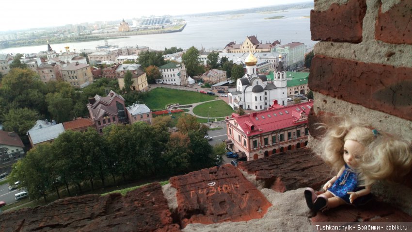 Каролинка и Марик. Малыши в НиНо. Ч. 9. Кремлёвская стена