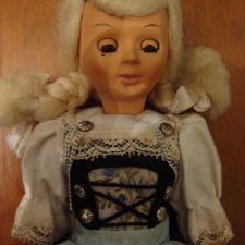 Старая кукла