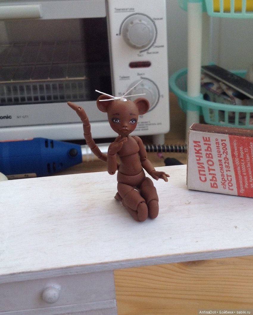 Мышка Лили. Авторская шарнирная кукла. 9,5 см | Бэйбики Мышка Лили. Авторская шарнирная кукла. 9,5 см (фото 5)