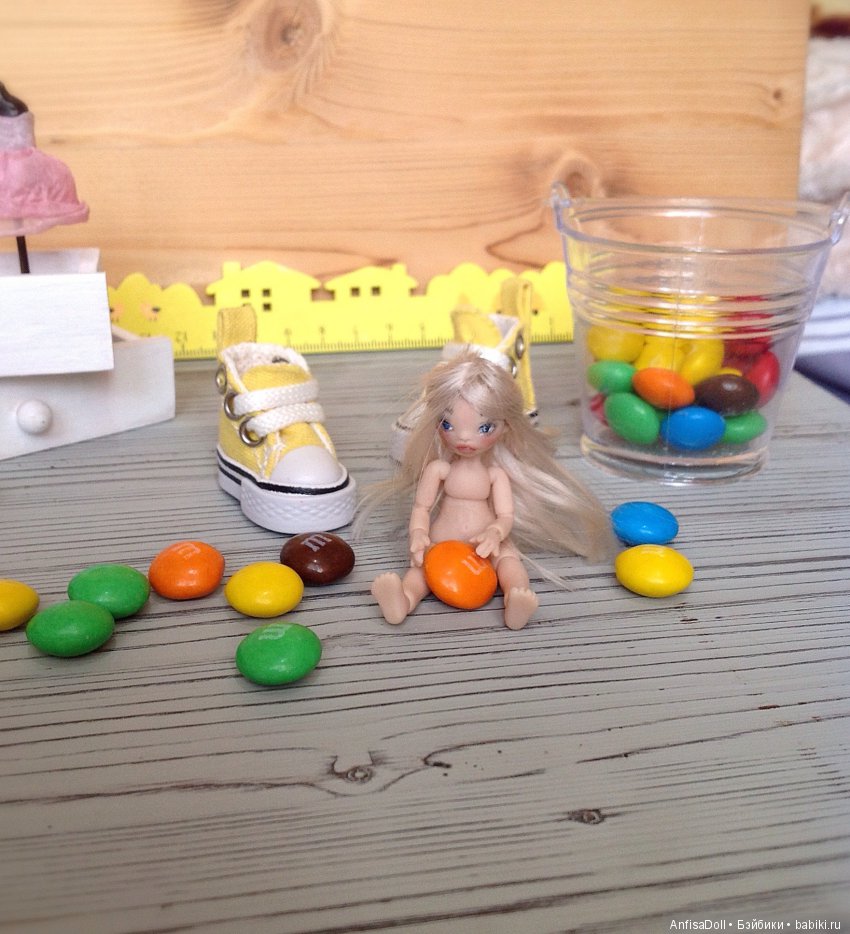 Крошка Молли. Рост 5'5 см. Какой большой этот мир