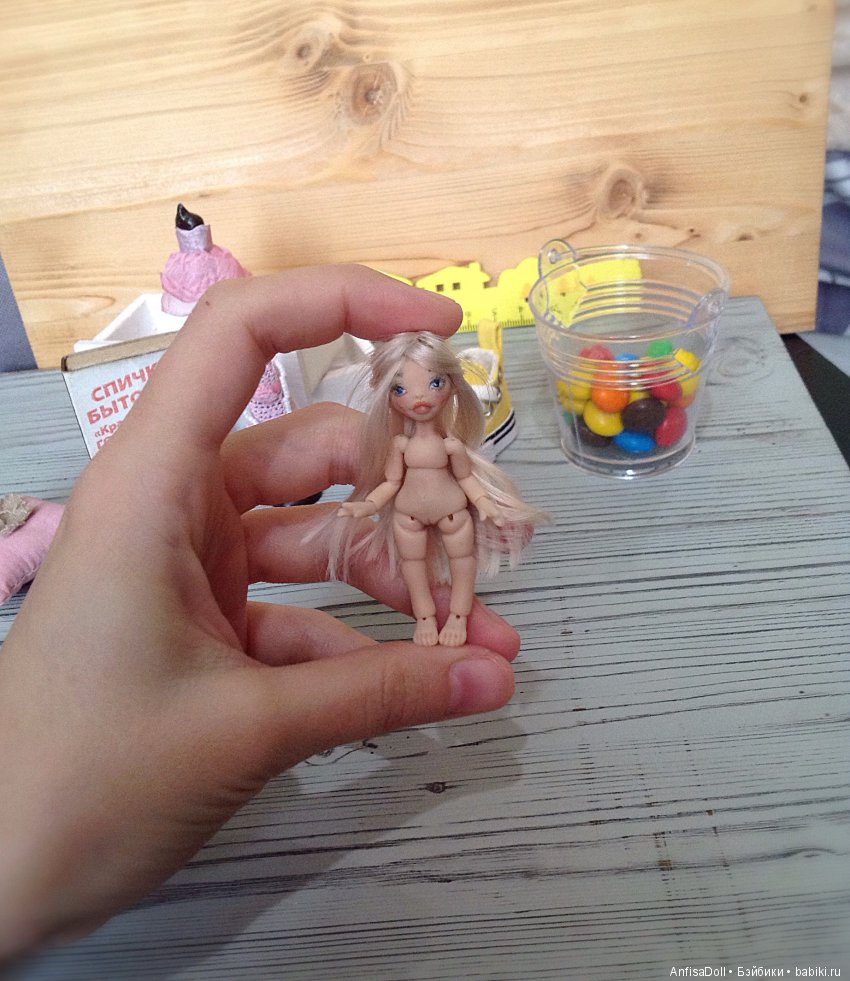 Крошка Молли. Рост 5'5 см. Какой большой этот мир (фото 2)