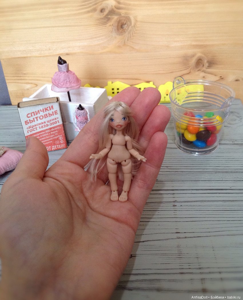 Крошка Молли. Рост 5'5 см. Какой большой этот мир (фото 3)