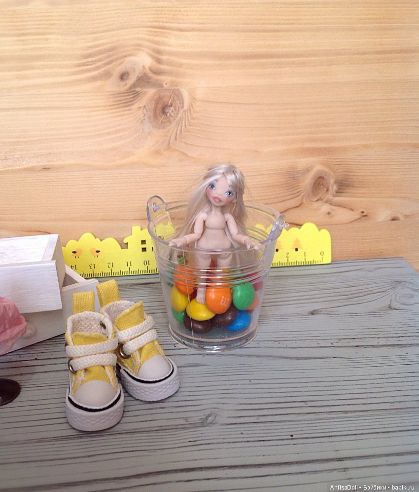 Крошка Молли. Рост 5'5 см. Какой большой этот мир