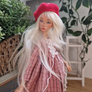 Руна или Лора. Авторская шарнирная кукла.