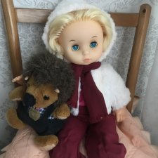 Аришка в шубке