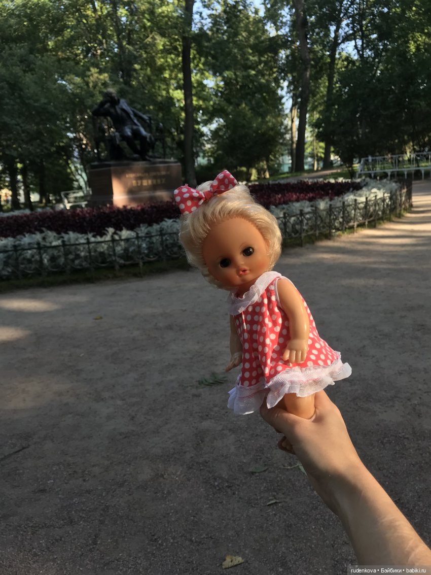 Путешествие в прошлое с Дианочкой