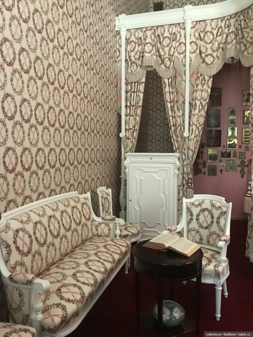 Путешествие в прошлое с Дианочкой