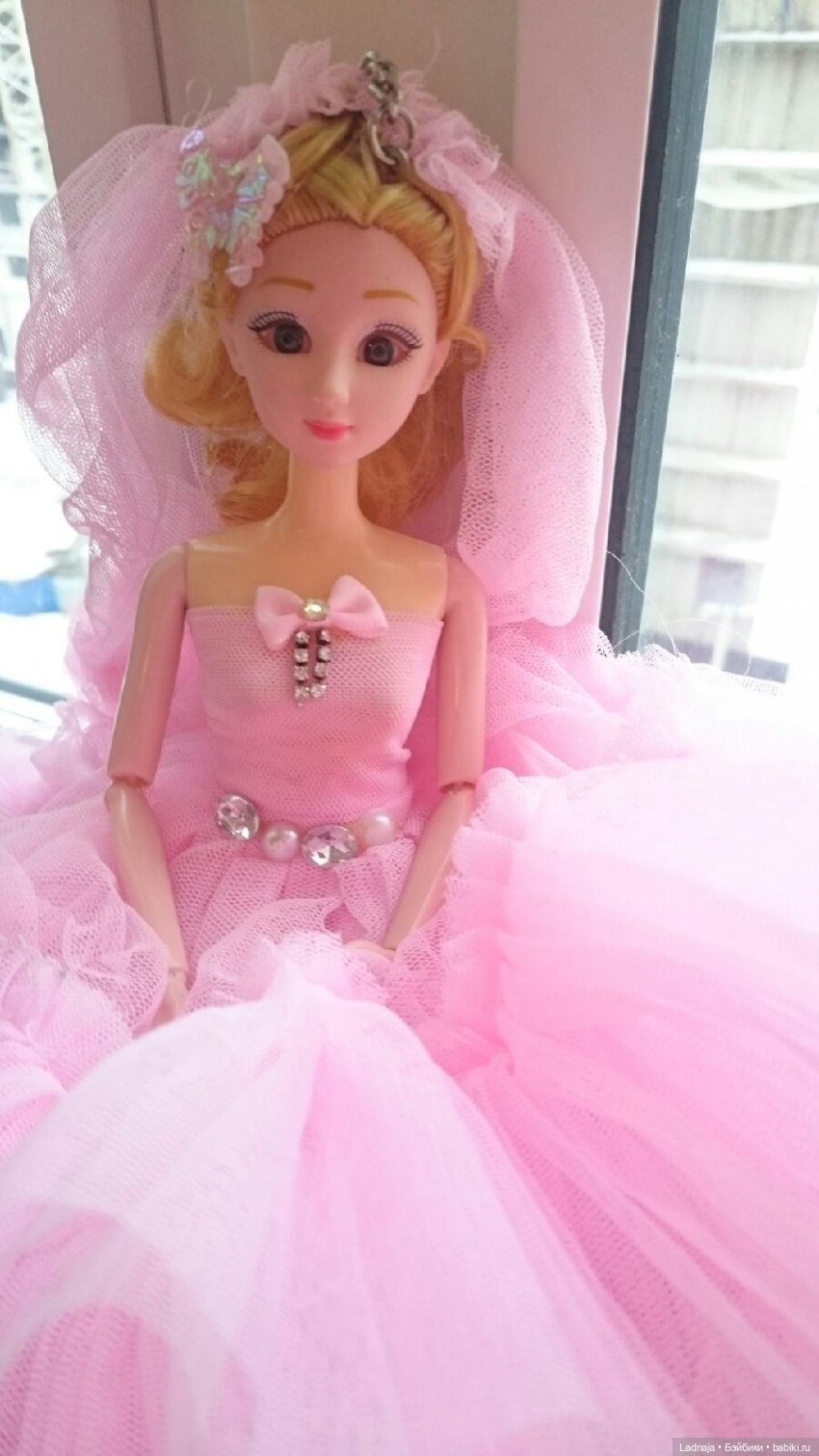 Шарнирная невеста. Что за куколка (фото 4)