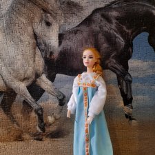 Аврора в русском национальном костюме