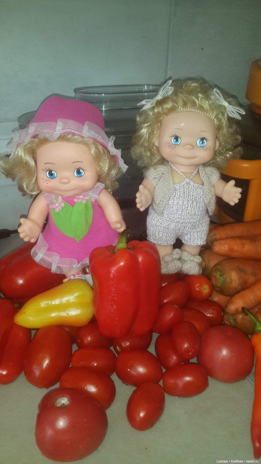 Маринки готовят лечо — Российские куклы Весна (фото 3)