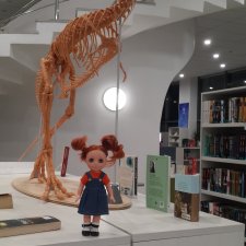 Как Ася со мной в библиотеку ходила