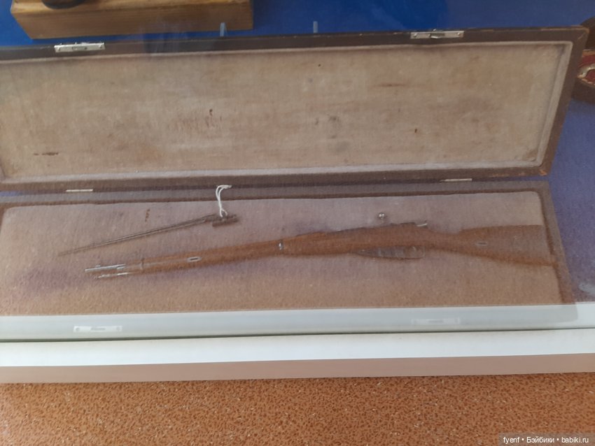 Крашу, крашу я заборы — Музеи кукол и фабрики игрушек: фоторепортажи (фото 6)