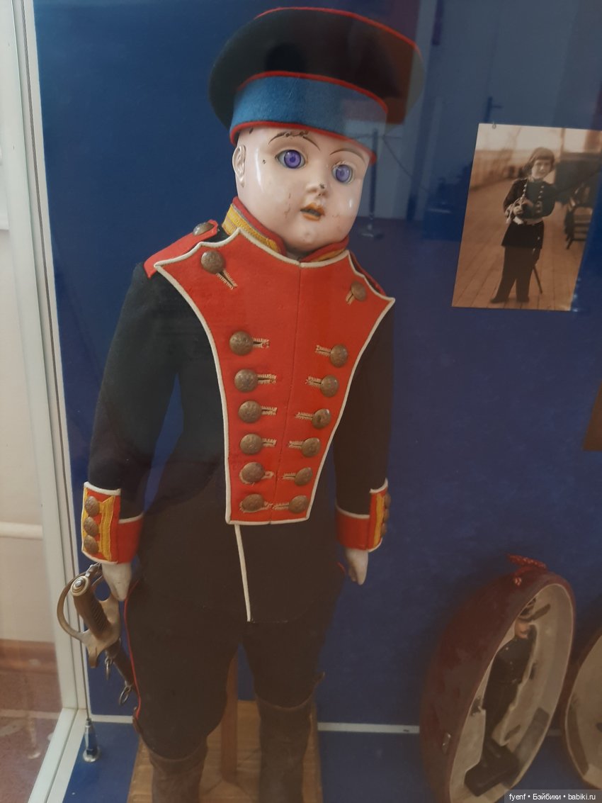 Крашу, крашу я заборы — Музеи кукол и фабрики игрушек: фоторепортажи (фото 5)