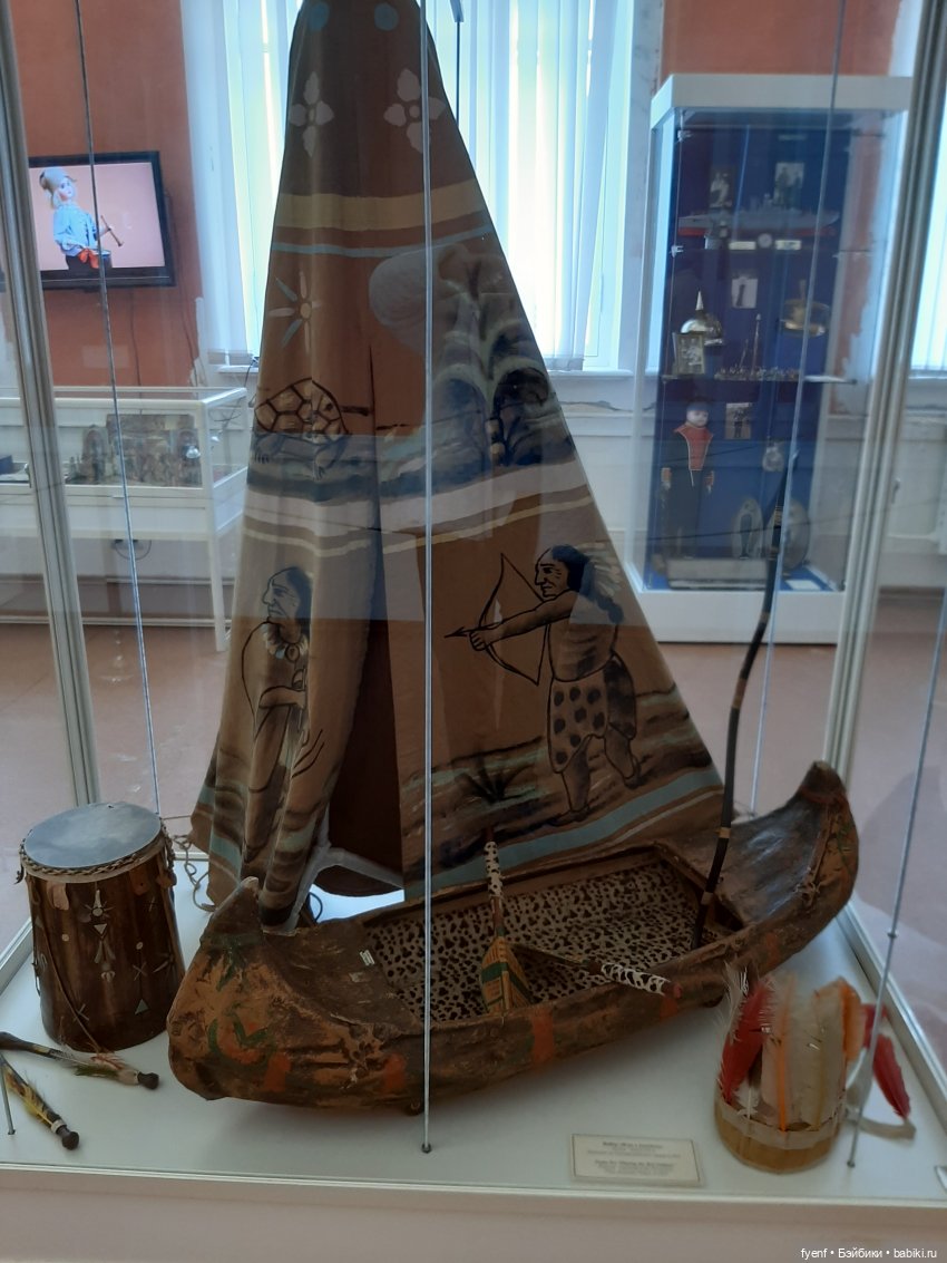 Крашу, крашу я заборы — Музеи кукол и фабрики игрушек: фоторепортажи