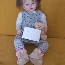 Прекрасная малышка из молда Леонтин