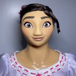 Луиза Мадригаль из делюкс набора от ShopDisney (2021)