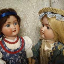 Барышни и крестьянка, или спасибо, куклы