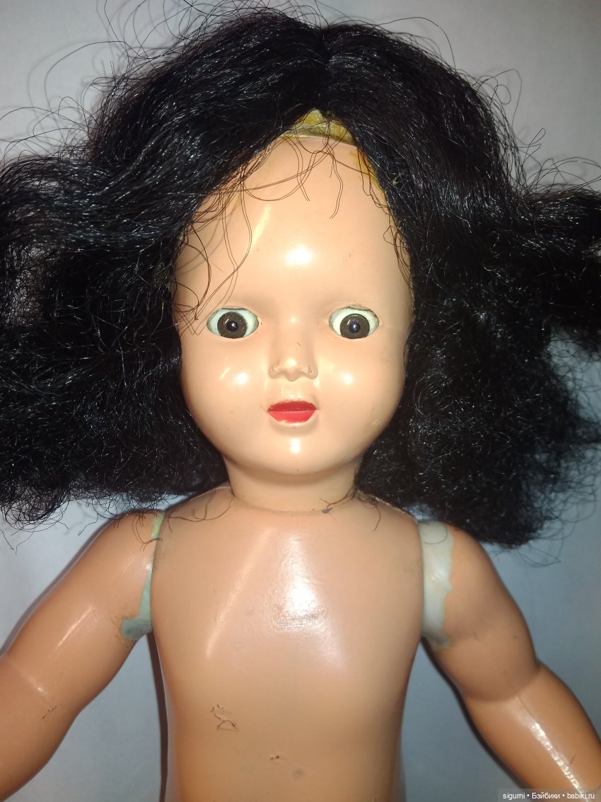 Не было заботы - купила... три французских куклы