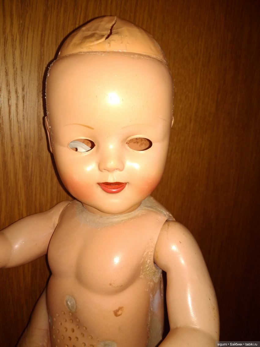 Не было заботы - купила... три французских куклы