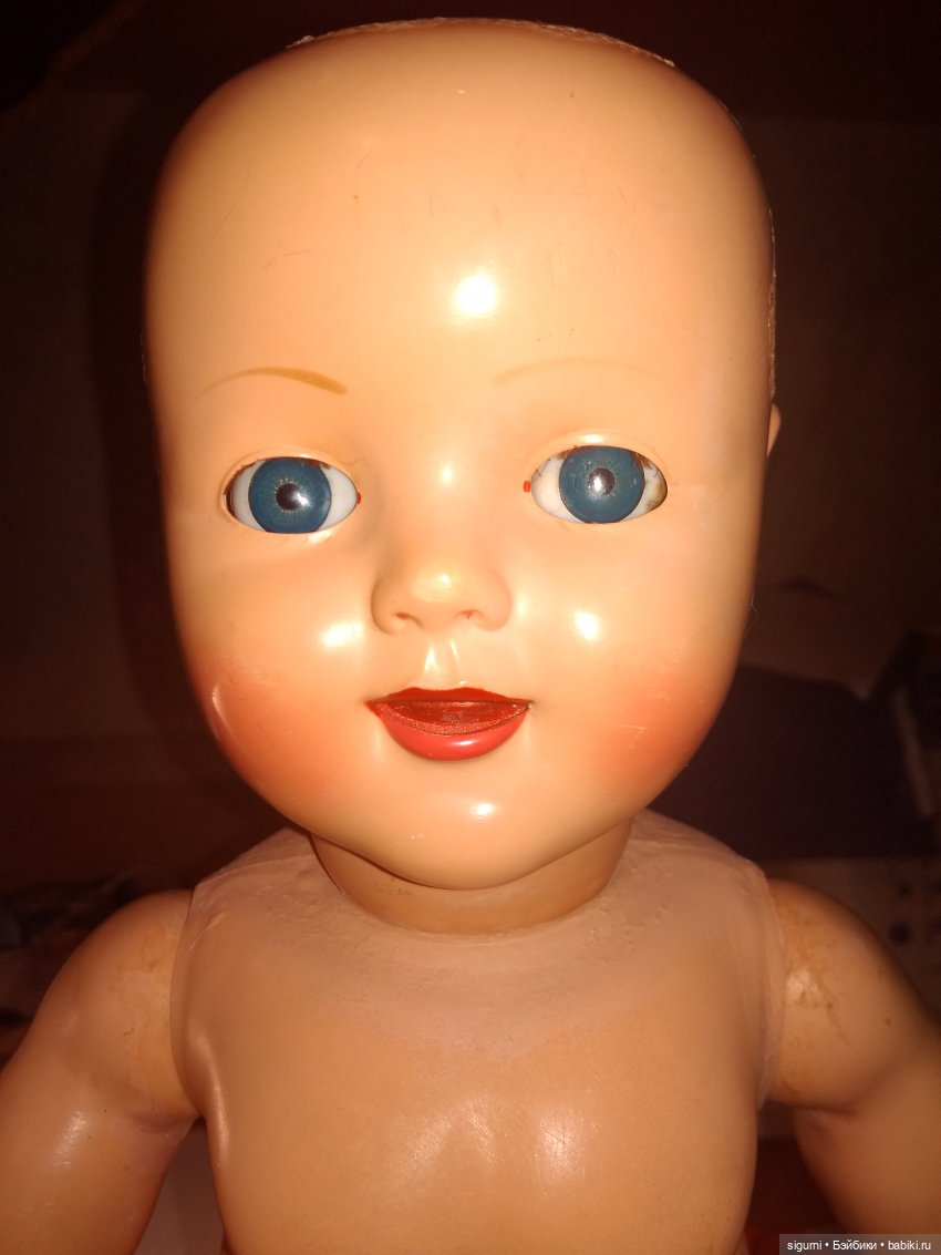 Не было заботы - купила... три французских куклы