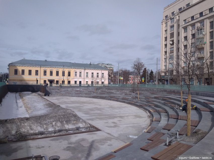 Маршруты московские... К куклам и на бульвары