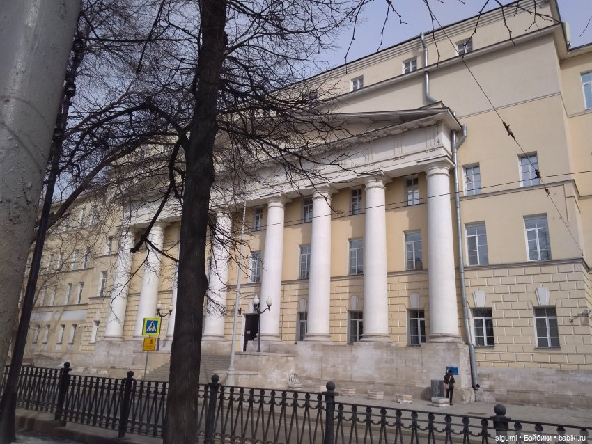 Маршруты московские... К куклам и на бульвары