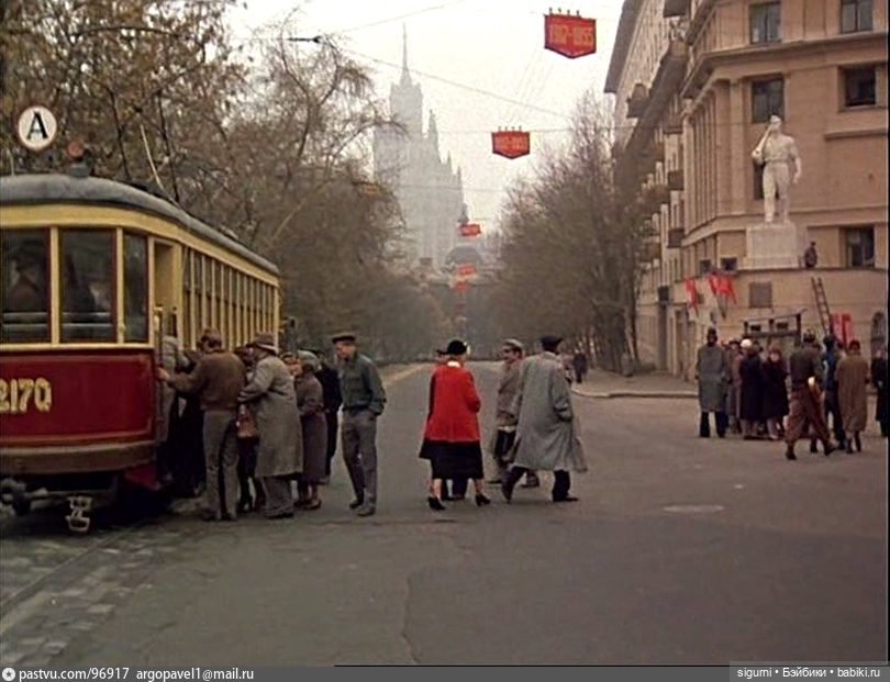 Маршруты московские... К куклам и на бульвары