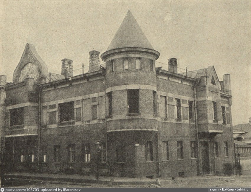 Маршруты московские... К куклам и на бульвары