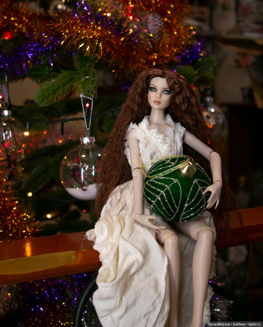 Наряжаем елку в тишине зимней ночи