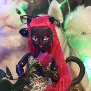 Знакомство с Кэтти Нуар