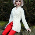 Вязаный кардиган на кукол Тоннер (Tonner)