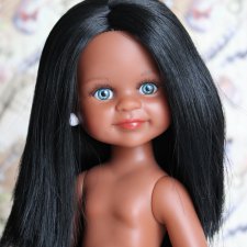 Нора-Клепа c черными волосами и голубыми глазами от Paola Reina. Нюд. 2017 г.