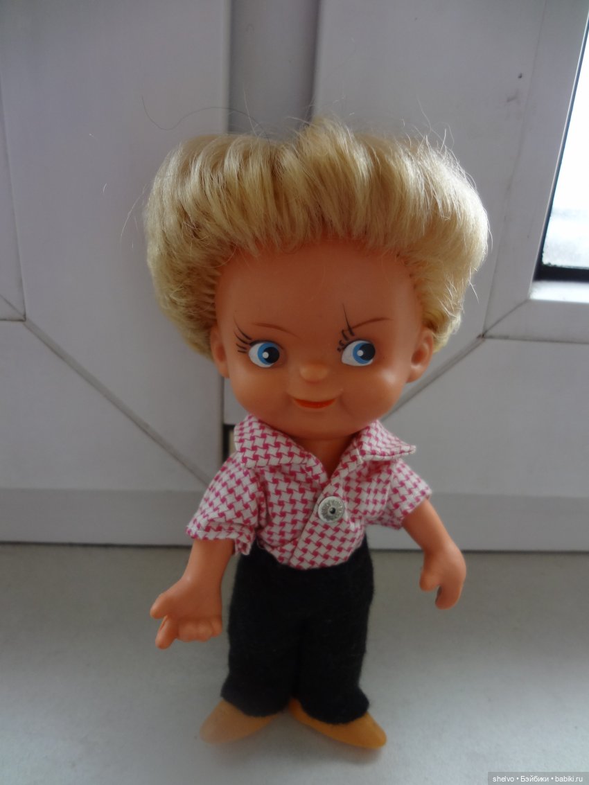 Вспомнилось.... Те, кого когда-то любил, остаются с нами, пусть даже на фотографиях