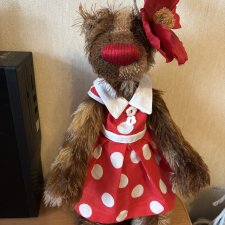 Мишка модница  Gisela 2002 г