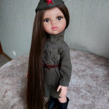 Уходили девочки на фронт....