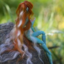 Маленькие русалки на улице