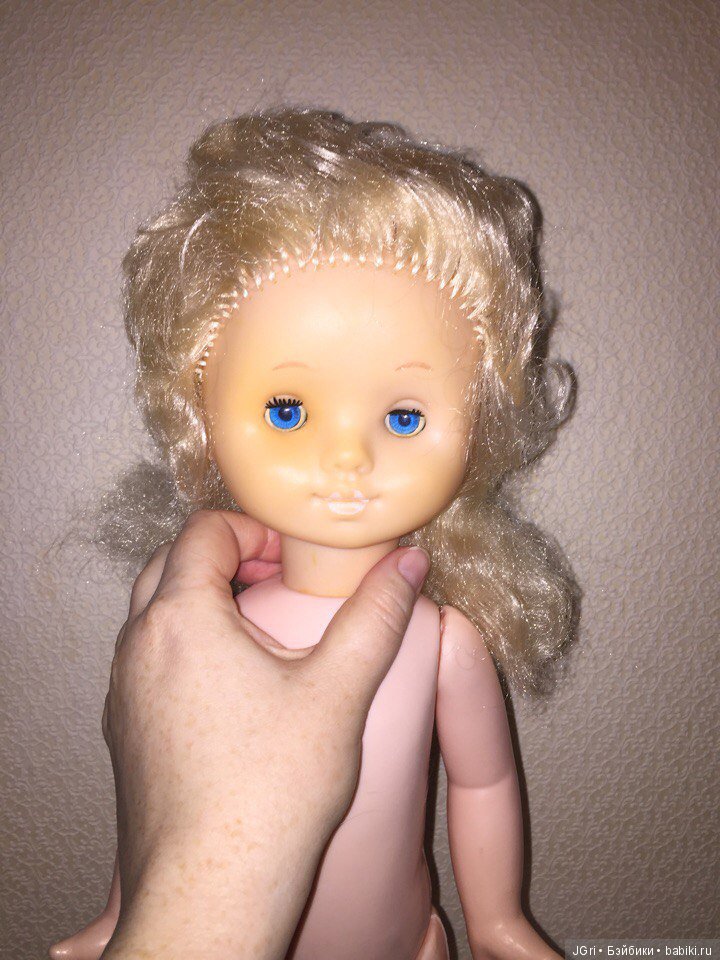 Новый образ блондинки родом из СССР (фото 5)